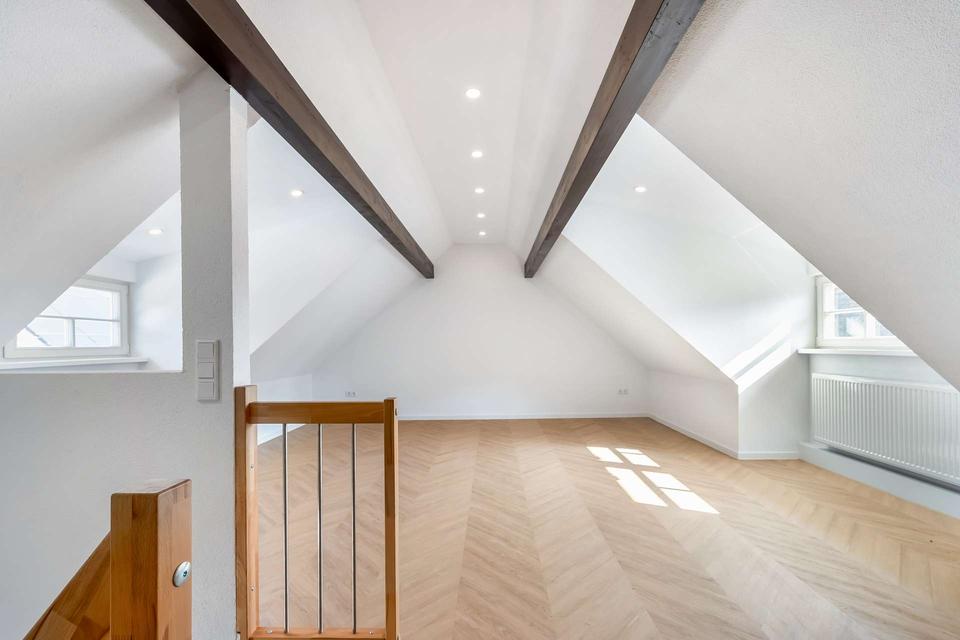 Thumbnail-Erstbezug - Hochwertig sanierte 2-ZKB-Maisonette-Whg mit Dachterrasse und Energieeffizienzklasse A+