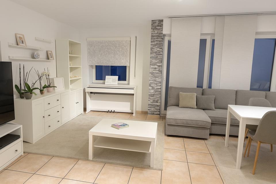 Thumbnail-Sehr schöne 4 Zimmer Eigentumswohnung im Wermelskirchener Zentrum