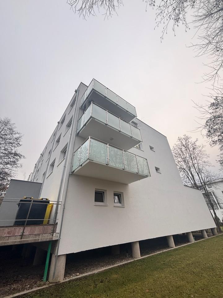 Thumbnail-3 Zimmerwohnung mit Balkon in Niedereschach 78078