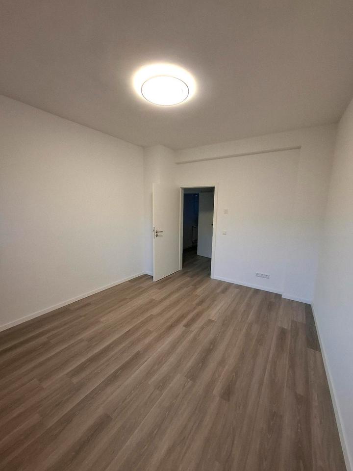 Thumbnail-Helle 4 Zimmer Wohnung