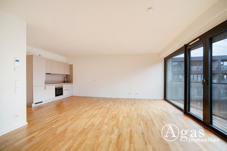 Thumbnail-Sonnige 2 Zimmer Wohnung mit ca. 67 m², EBK, Fußbodenheizung und Balkon in Mitte