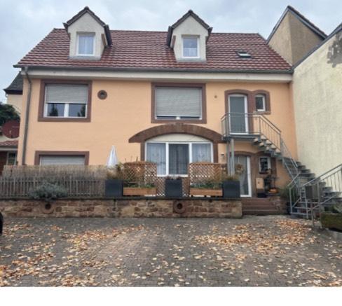 Thumbnail-Mietshaus Kapitalanlage zu verkaufen