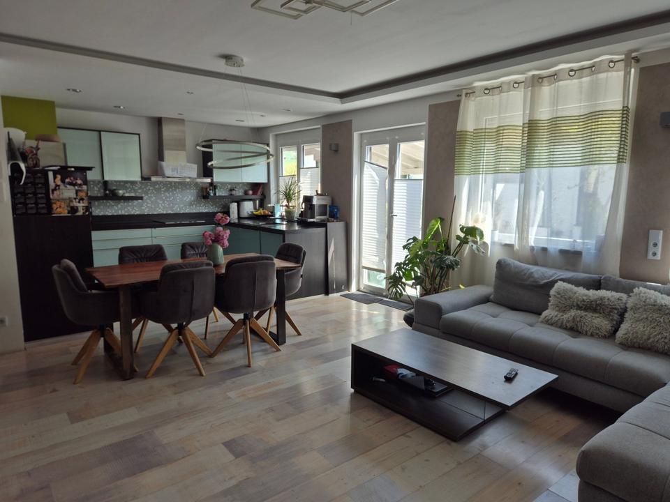 Thumbnail-Provisionsfrei: Kernsanierter Bungalow in Winterbach