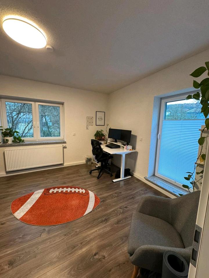 Thumbnail-Helle, moderne 4-ZKB Wohnung mit Balkon in Wustweiler