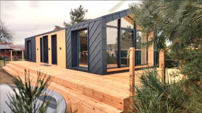 Thumbnail-Verschiedene Modulhäuser am Stück, inkl. Möbeln und Küche