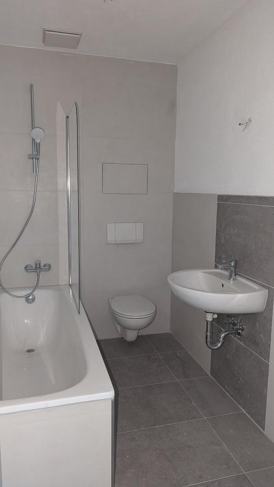 Thumbnail-Erstbezug neu sanierte Wohnung in Zwickau Pölbitz