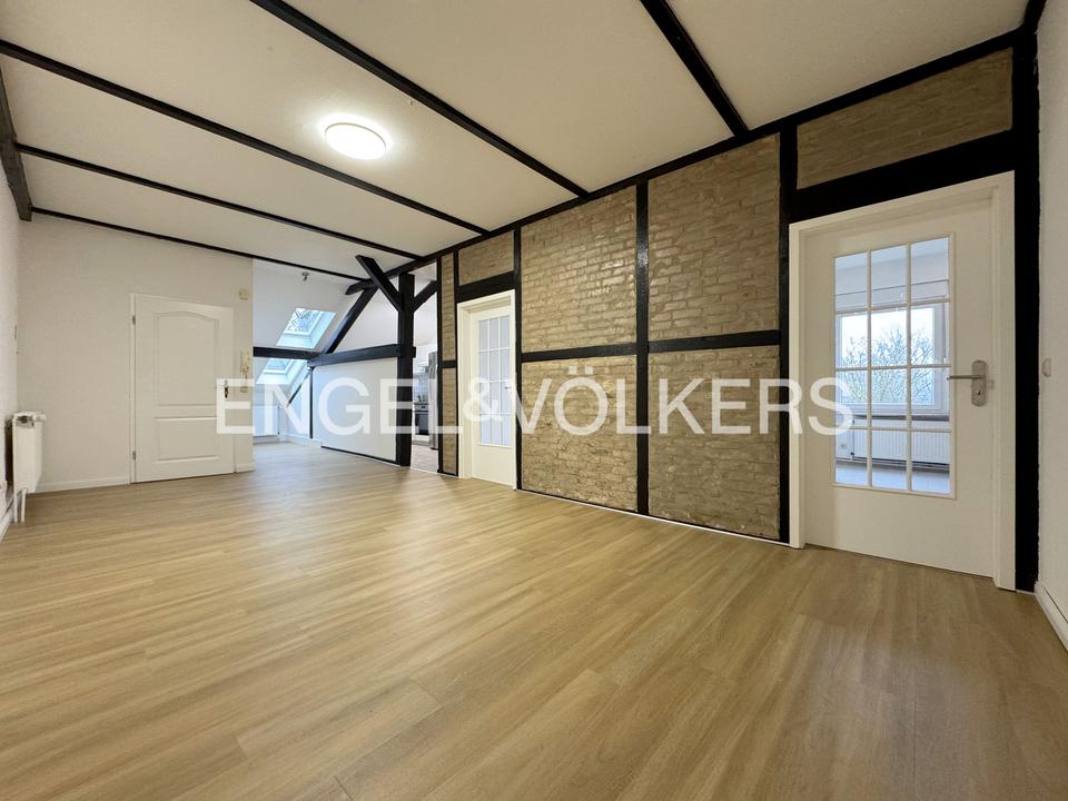 Thumbnail-3-Zimmer-Dachgeschosswohnung nahe Banter See