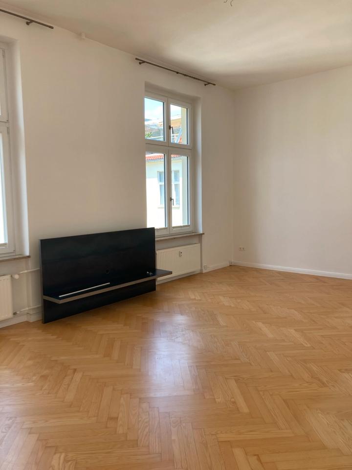 Thumbnail-Zentrale Wohnung mit schicker Einbauküche und Luxus, Duschbad!