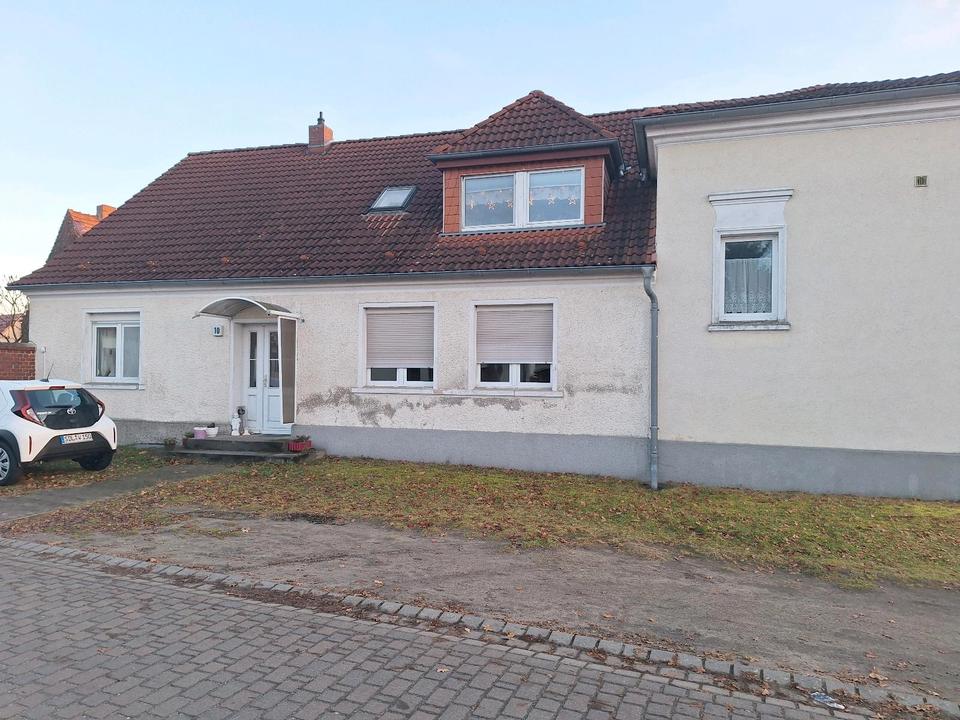 Thumbnail-Mehrfamilienhaus mit vielen Möglichkeiten in Bützer