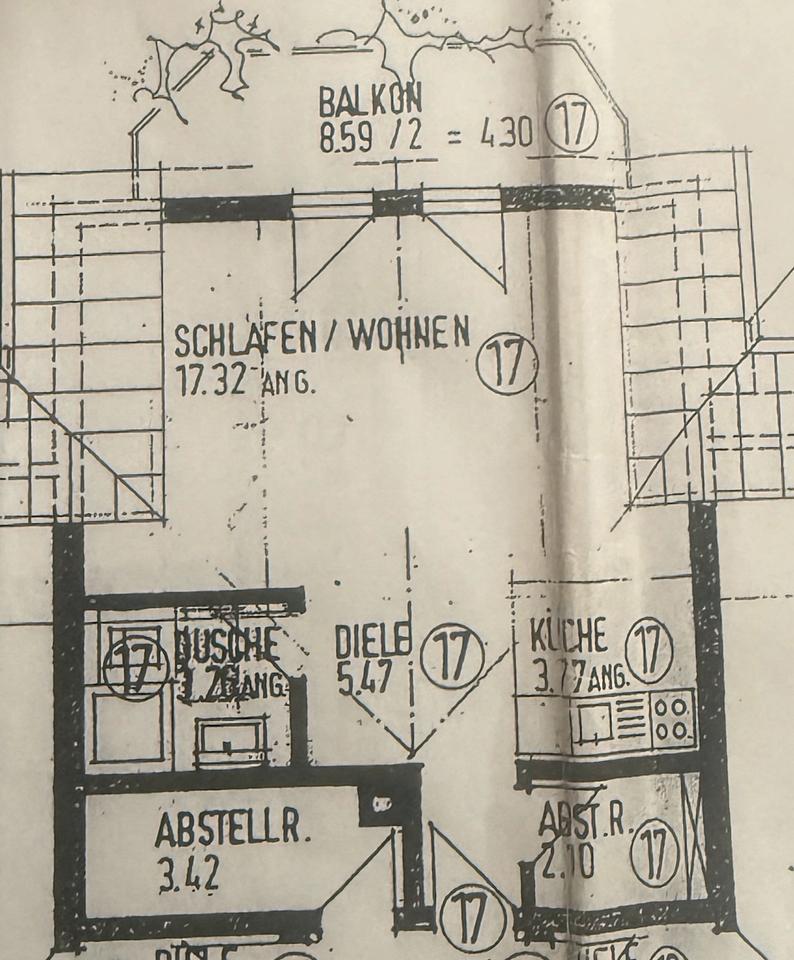 Thumbnail-DG Wohnung EBK Balkon Stellplatz möbliert