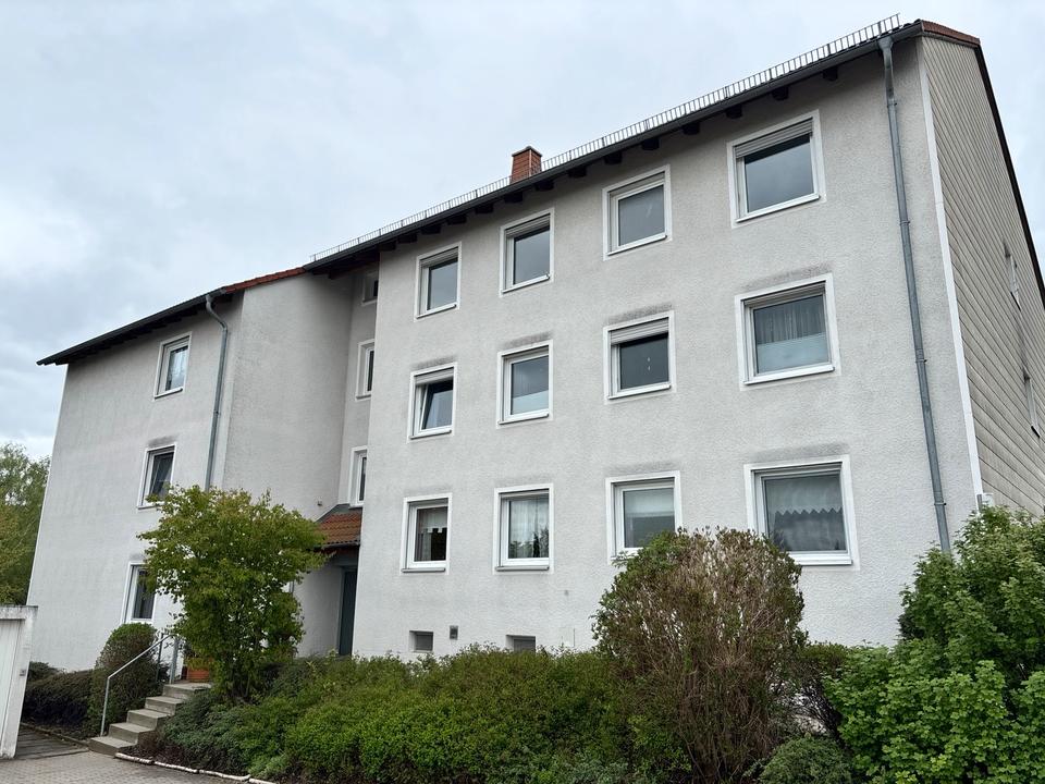 Thumbnail-Helle 4-Zimmer-Erdgeschosswohnung in ruhiger Lage mit Balkon