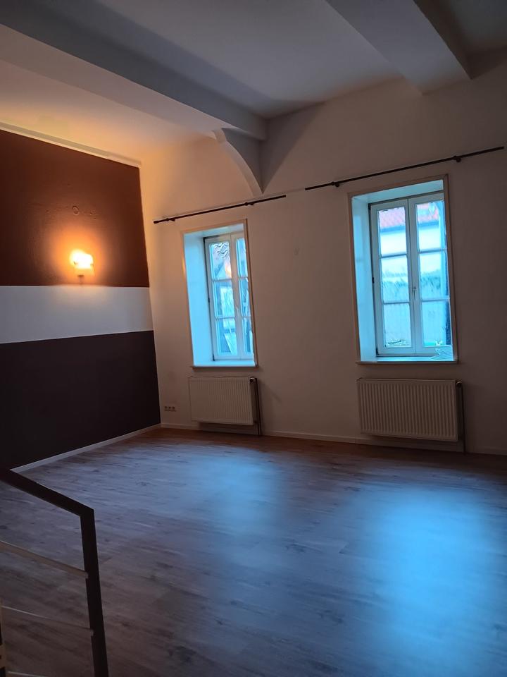 Thumbnail-2 Zimmer-Wohnung m. besonderem Grundriss