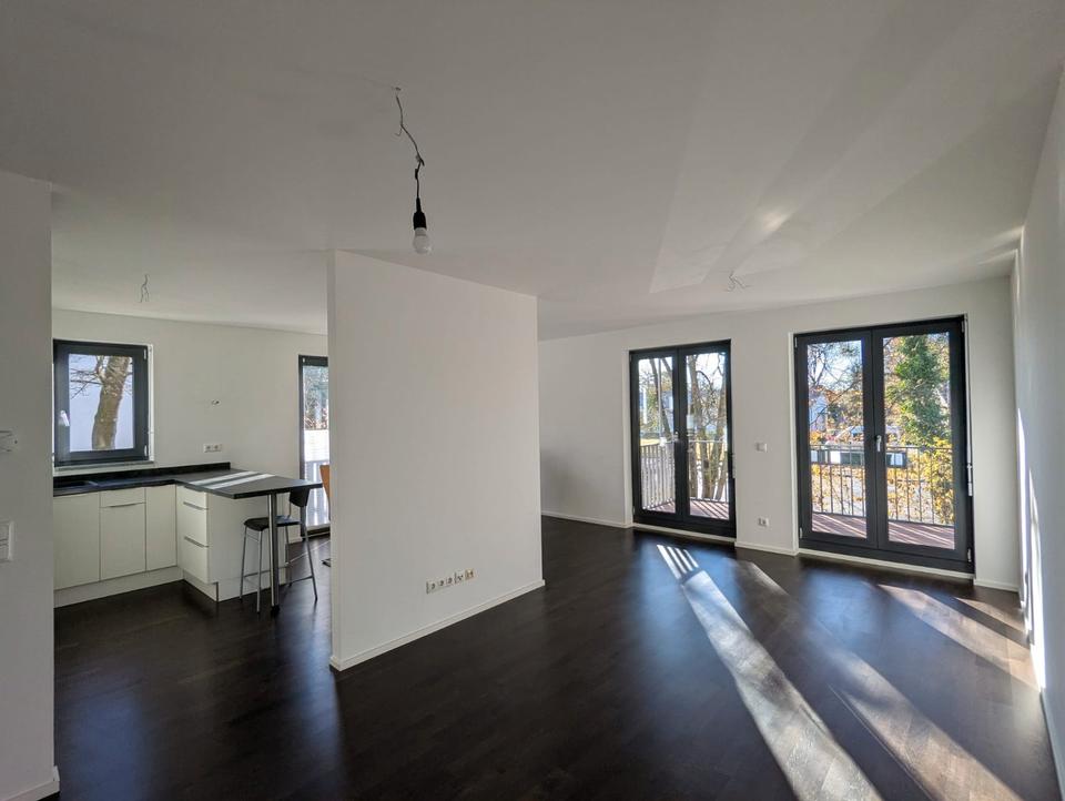 Thumbnail-Exklusive 4-Zimmer Wohnung mit Balkon in München-Feldmoching