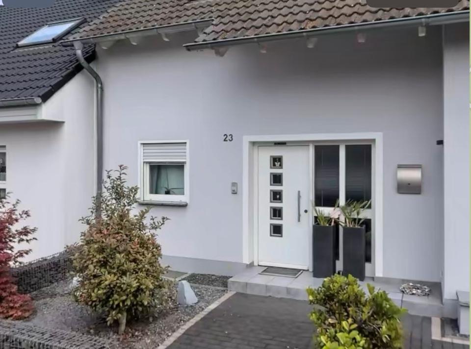 Thumbnail-Schönes Einfamilienhaus in ruhiger Wohngegend