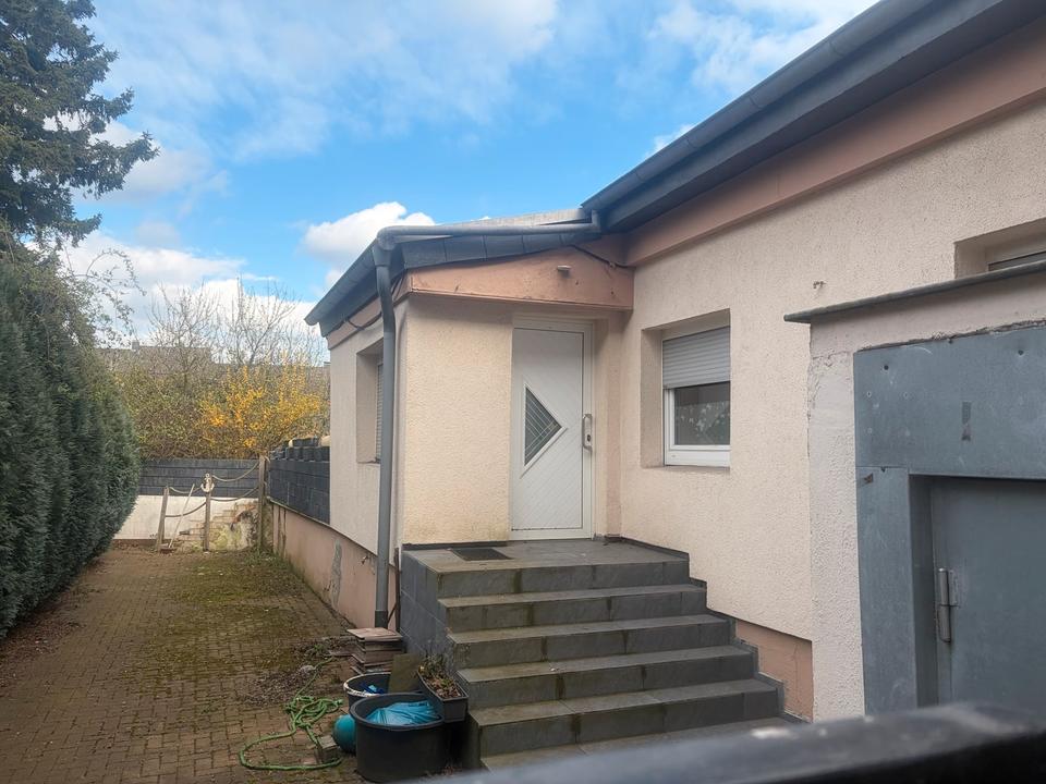 Thumbnail-Freistehendes Bungalow mit über 500 m² Grundstück ab 15.4 Termine