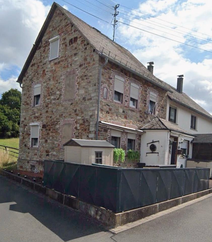 Thumbnail-Doppelhaushälfte 125qm zu vermieten!