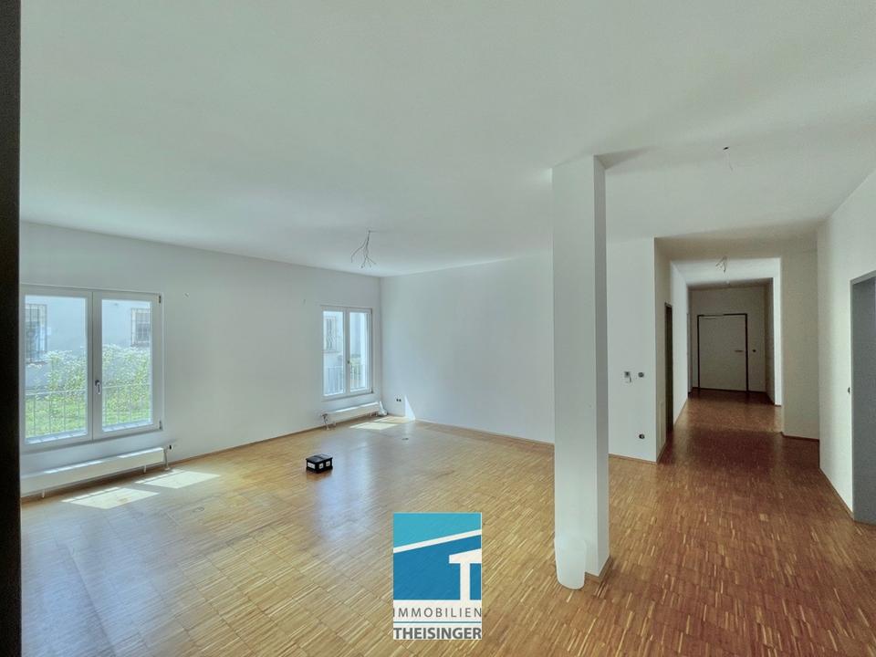 Thumbnail-Helle Büro, Praxisräume in IN, Donaustraße mit Lift. Parken vor dem Gebäude mit Parkschein möglich!