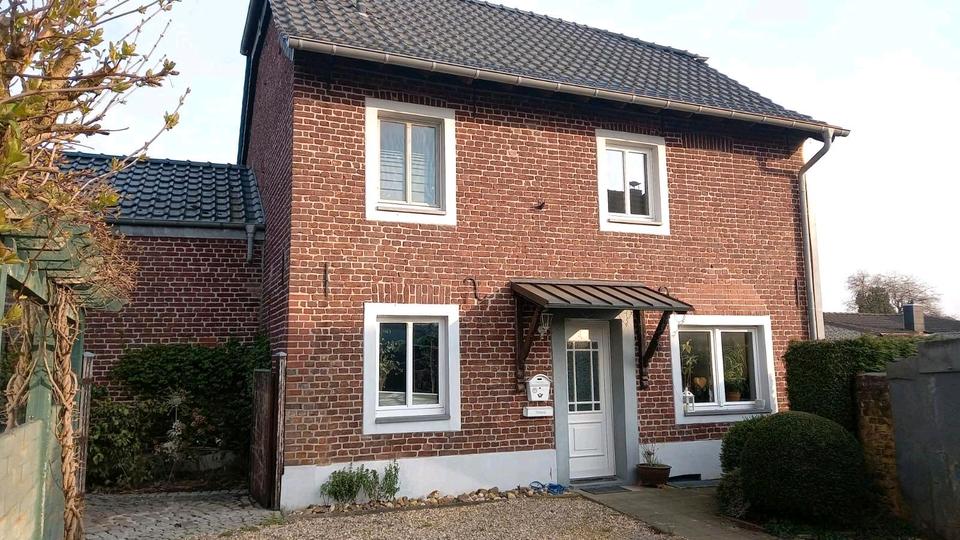 Thumbnail-schönes Einfamilienhaus freistehend mit Terrasse