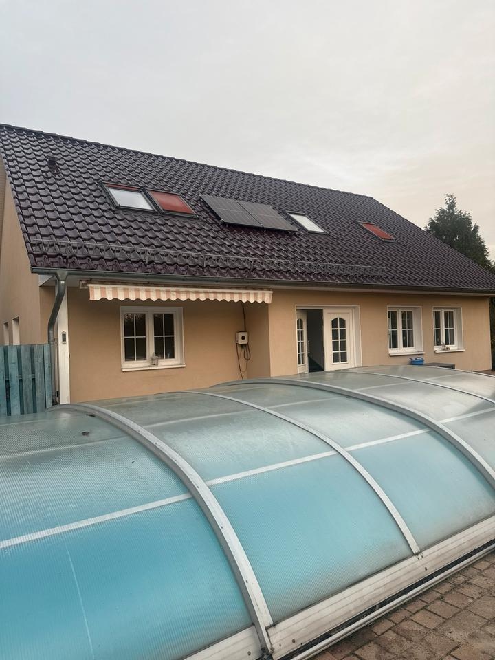 Thumbnail-Einfamilienhaus mit Pool