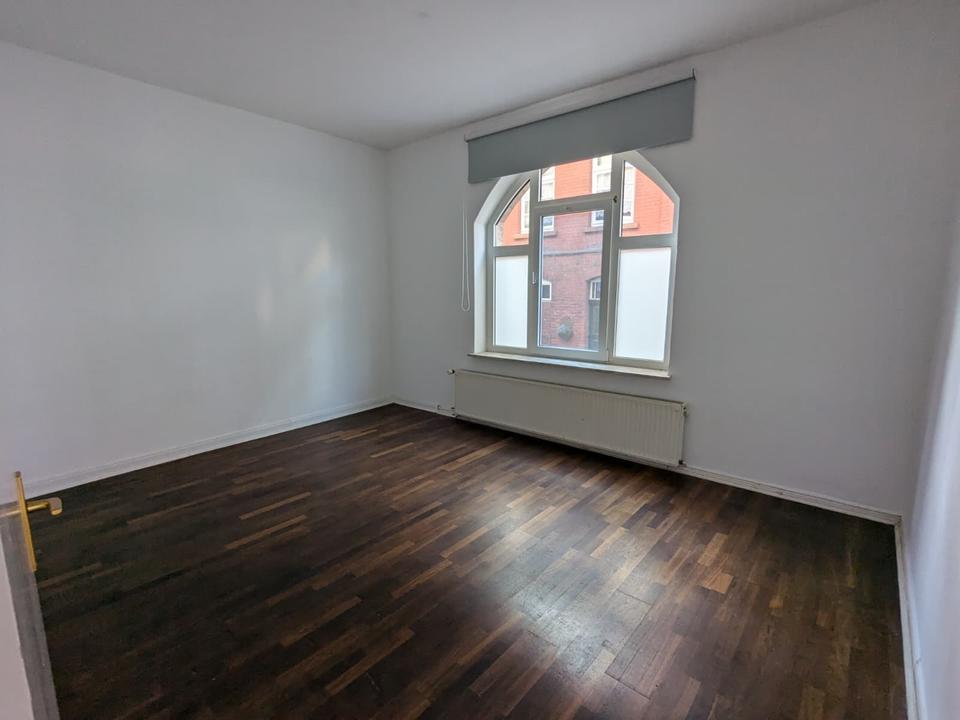 Thumbnail-Wohnung Altbau Parterre