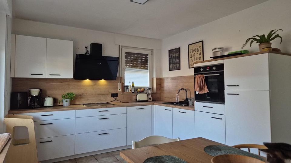 Thumbnail-Helle 3-Zimmer Wohnung mit Balkon in zentraler Lage von B.O.