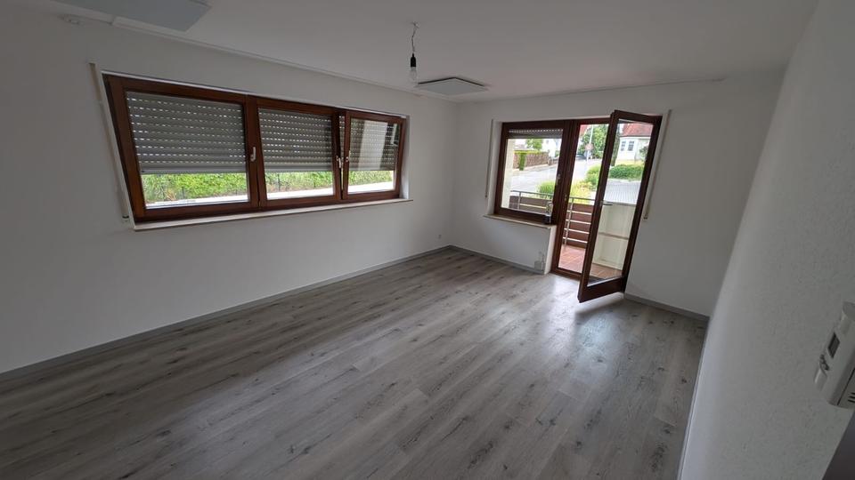 Thumbnail-2,5 Zimmer Wohnung zu Vermieten
