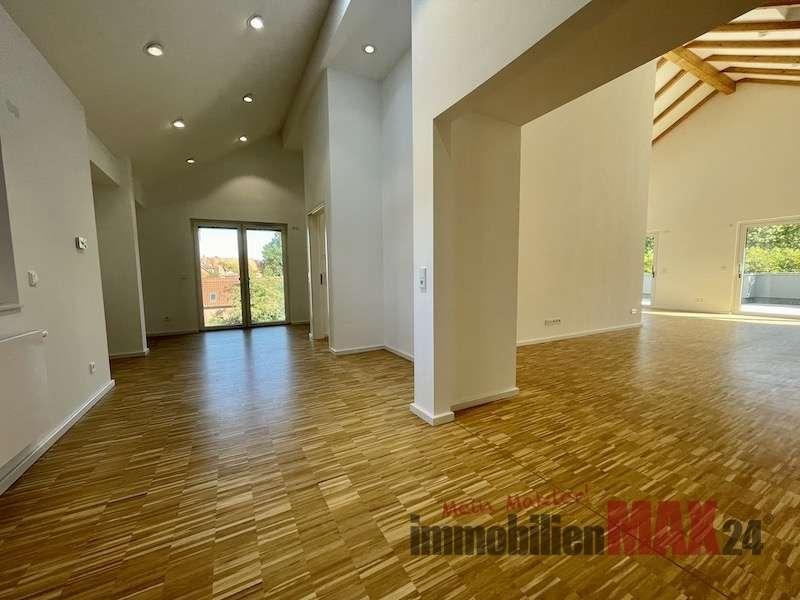 Thumbnail-Exklusives Highlight im Herzen von Neustadt: City-Penthouse mit Tiefgarage und Traum-Aussicht