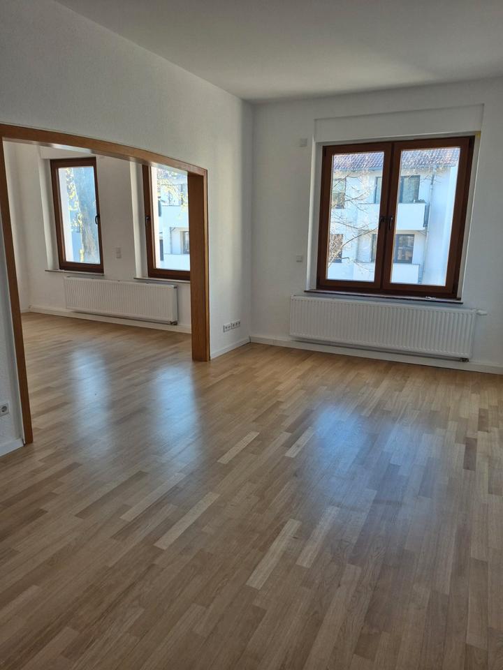 Thumbnail-Helle, kernsanierte 3-Zimmer-Altbauwohnung – Bochum-Eppendorf (89