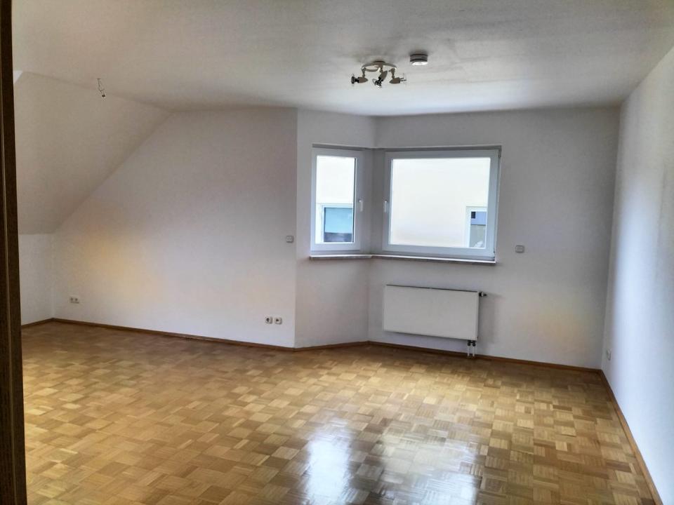 Thumbnail-Helle 1,5 Raum Wohnung in Zwickau-Mosel zu vermieten