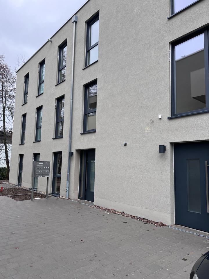 Thumbnail-Moderne Neubauwohnung in zentrumsnaher Lage mit Terrasse & Carpor