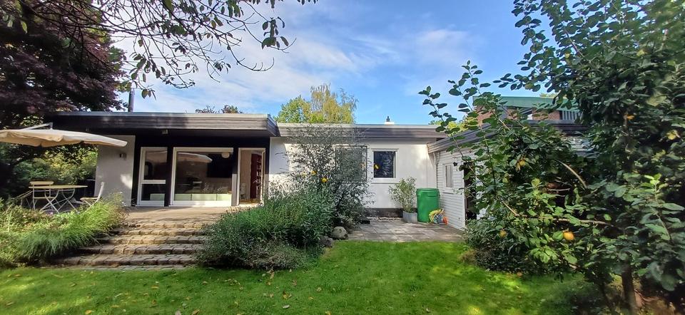 Thumbnail-Modernisierter Atrium-Bungalow courtagefrei