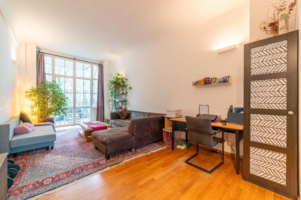 Thumbnail-Modern 1-Room Flat Steps from Boxhagener Platz
