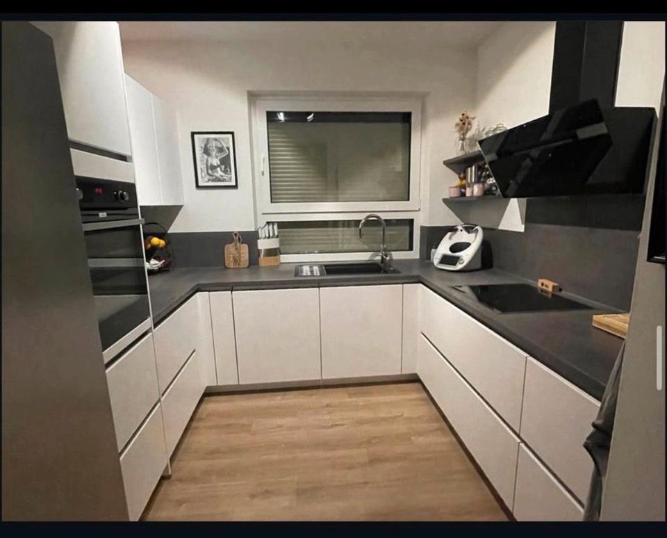 Thumbnail-Zwei teilmöblierte Zimmer mit eigenem Bad und Gemeinschaftsküche