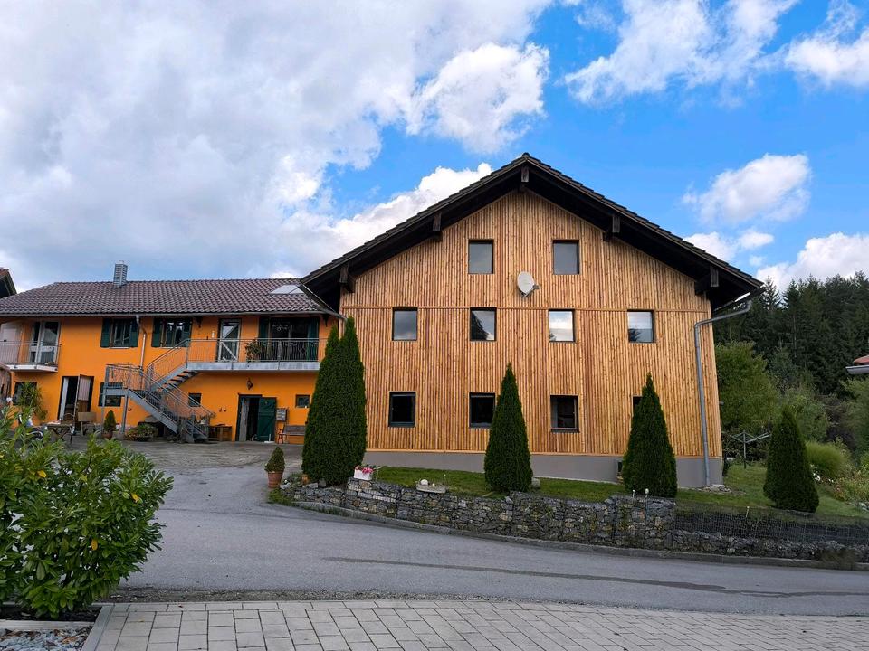 Thumbnail-Anwesen mit 4 Wohnungen