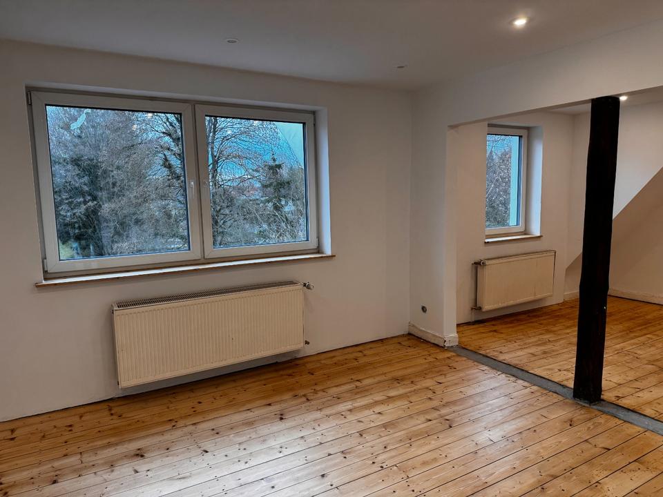 Thumbnail-Kernsaniertes Dachgeschossjuwel in Alt-Grone mit Spitzboden