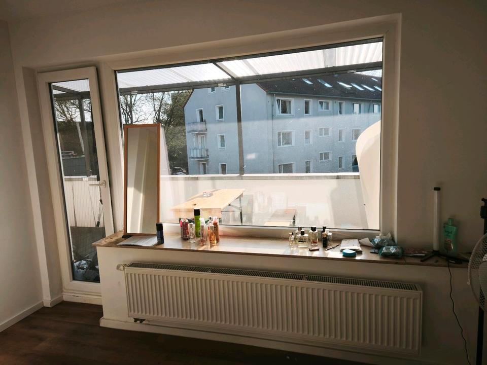 Thumbnail-Helles schönes Zimmer in 4wg in Köln Niehl