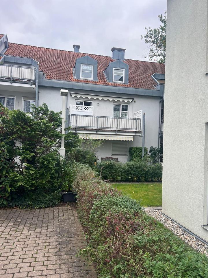 Thumbnail-1-Zimmer-ETW Nbg. Reichsdorf Parkwohnanlage - frei provisionsfrei