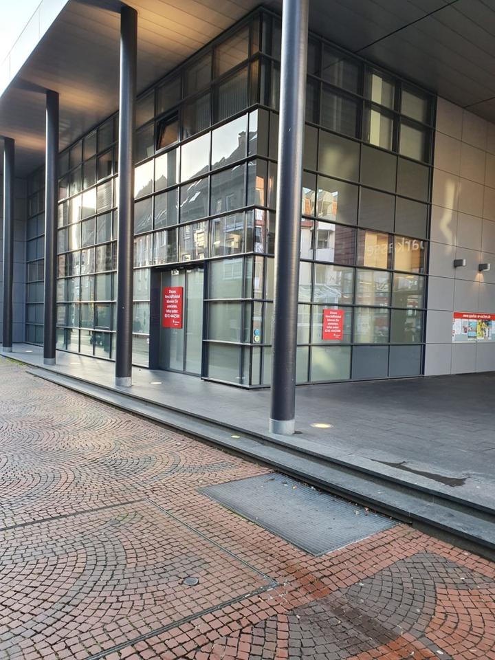 Thumbnail-Geschäftslokal am Morlaixplatz zu vermieten