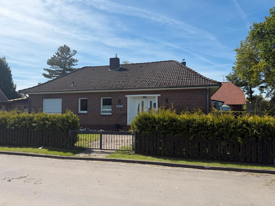 Thumbnail-Großzügiges Einfamilienhaus mit großem Grundstück
