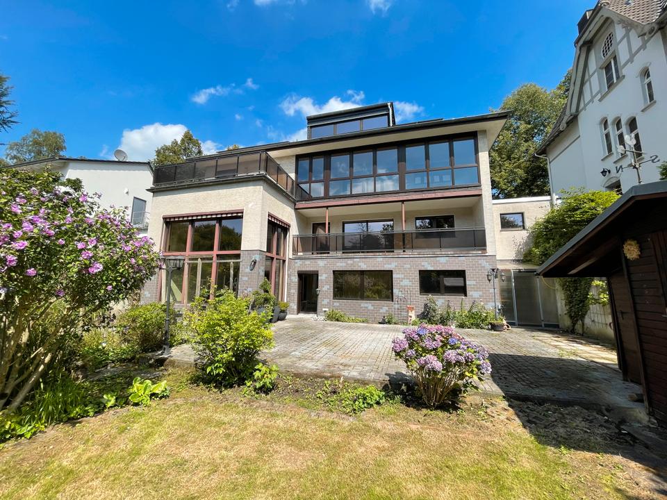 Thumbnail-Zweifamilienhaus in gehobener Wohngegend (ohne Makler)