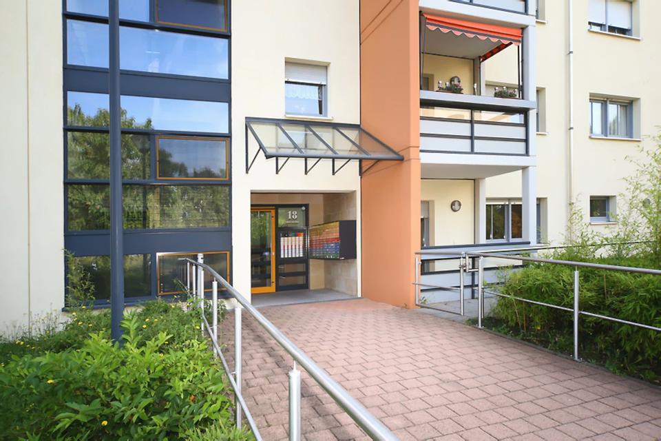 Thumbnail-Unser Haus für Senioren! Große 2-Raumwohnung, Rollstuhlgerecht gestaltet