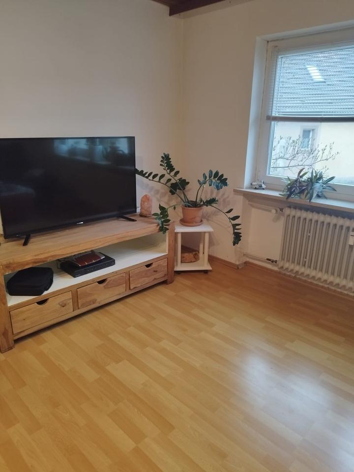 Thumbnail-4-Zimmer-Wohnung mit Einbauküche in Frankenwinheim, 100 m2
