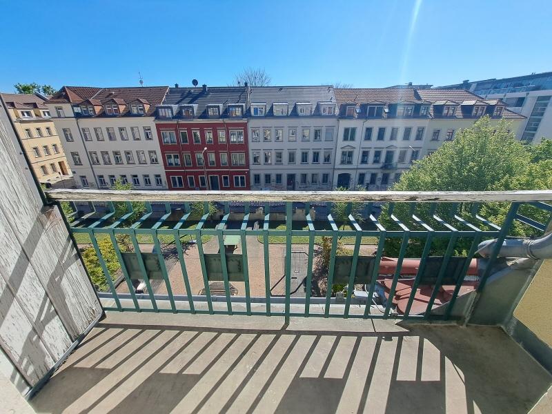 Thumbnail-2 Zimmer mit Balkon in der DD-Neustadt