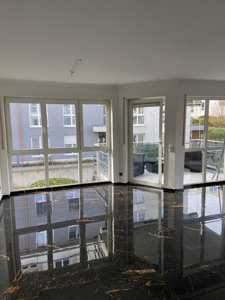 Thumbnail-Ich vermiete frisch renovierte 3 Zimmer Wohnung in Wiesbaden