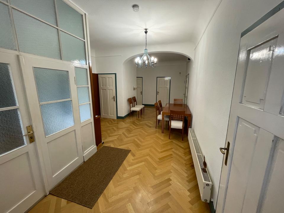 Thumbnail-Mehrere Zimmer in 5-Raum-WG, Stadtzentrum, 5min zur Universität - teilmöbliert, befristet 1 Jahr, 390€ Gesamtmiete