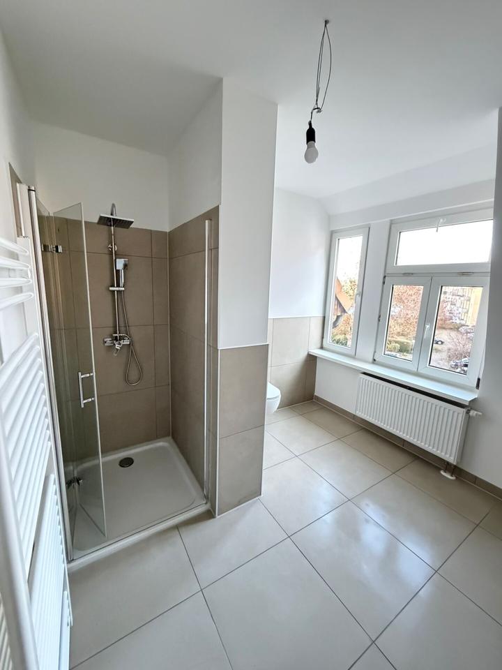 Thumbnail-Erstbezug! Sanierte Dachgeschosswohnung für Singles oder Paare!