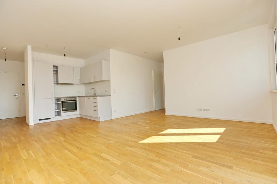 Thumbnail-Helle 2-Zimmer Wohnung zur Miete in Berlin