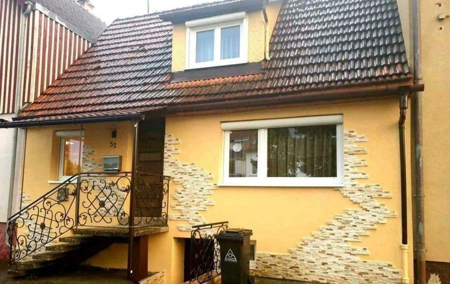 Thumbnail-Haus in zentraler Lage- renovierungsbedürftig, viel Potenzial
