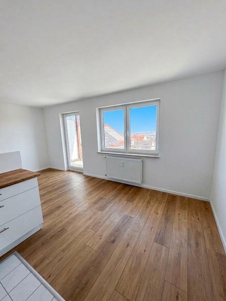 Thumbnail-Sanierte 1 Zimmerwohnung Freiburg Haslach mit Terrasse