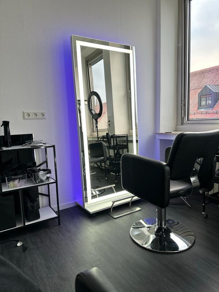Thumbnail-Attraktiver Friseur-Arbeitsplatz zu vermieten!